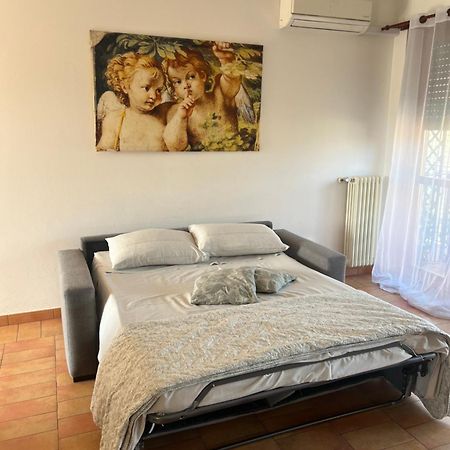 Appartamento Peschiera - Zona Ospedale Pederzoli Peschiera del Garda Kültér fotó