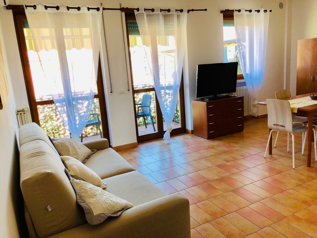 Appartamento Peschiera - Zona Ospedale Pederzoli Peschiera del Garda Kültér fotó