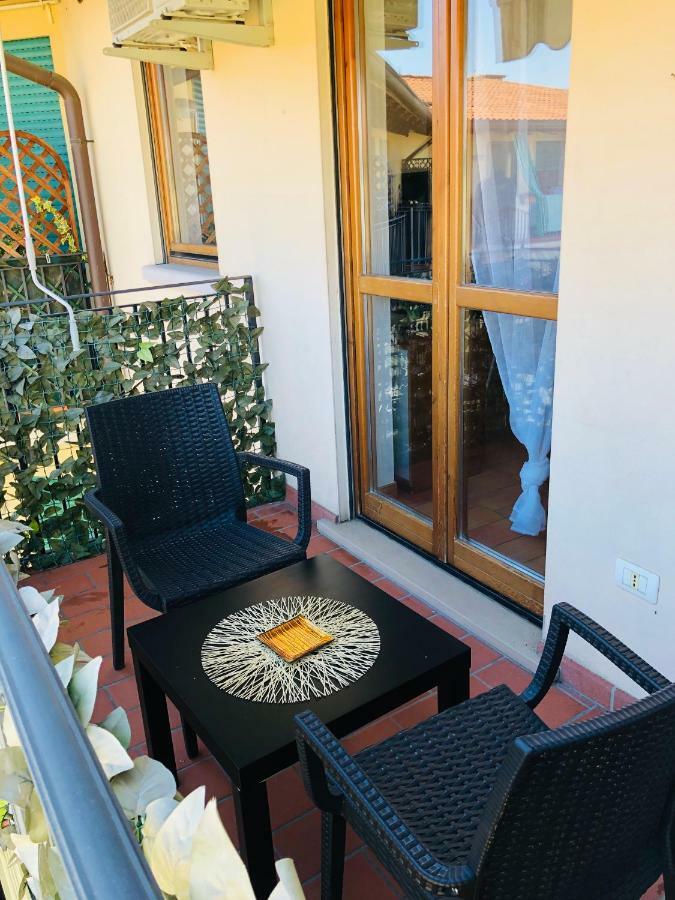 Appartamento Peschiera - Zona Ospedale Pederzoli Peschiera del Garda Kültér fotó