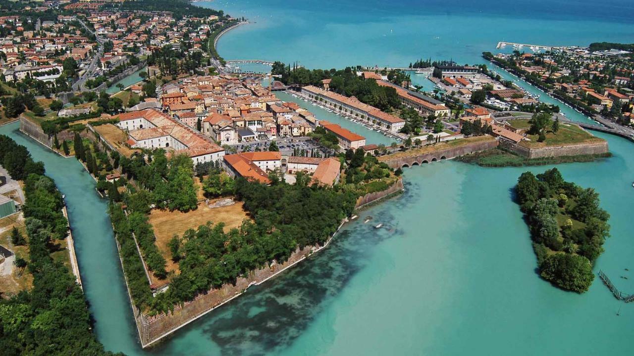 Appartamento Peschiera - Zona Ospedale Pederzoli Peschiera del Garda Kültér fotó